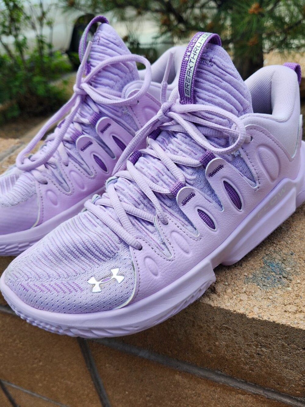 Under Armour Women’s Size 9 Flow Breakthru Purple 3026641-503 (Open to offers.)